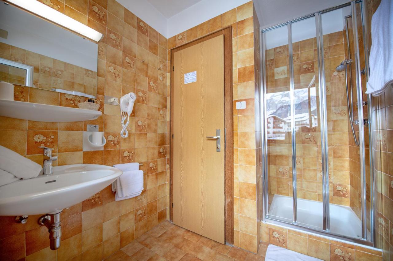 Bed and Breakfast Garni Bondi Сельва-ді-Валь-Гардена Екстер'єр фото